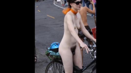 Naked bike